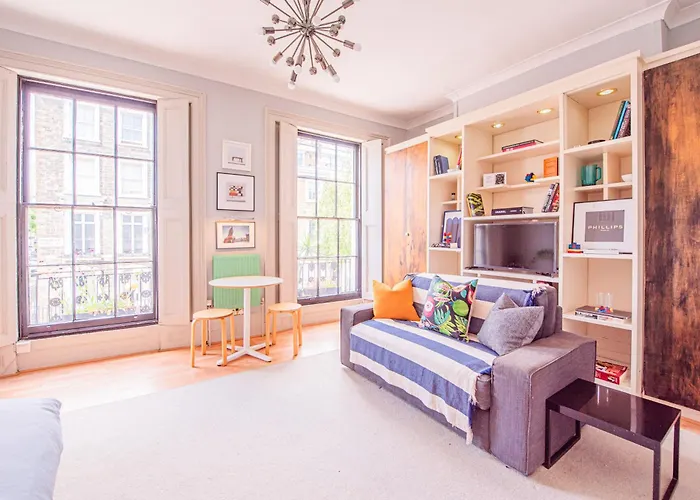 Picturesque Flat In Camden Town