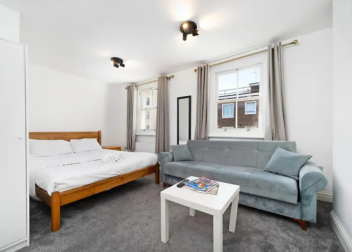 Modern Studio Apartment, Paddington