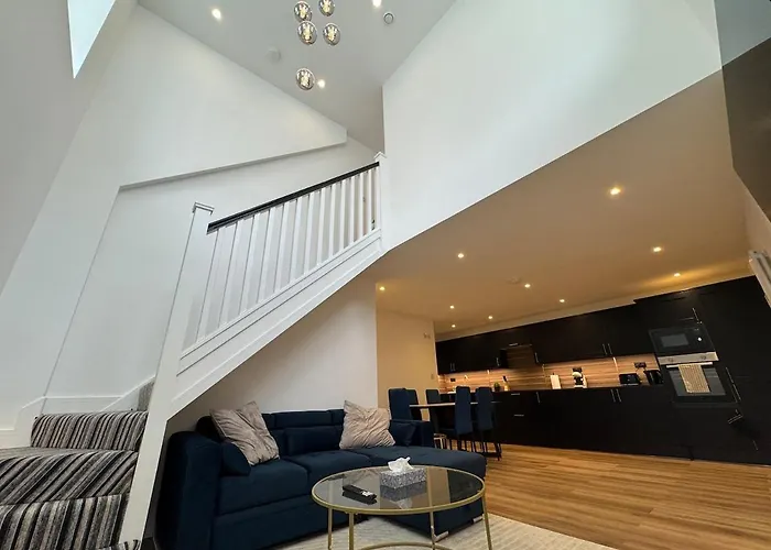 Luxury, Spacious Home In Fulham