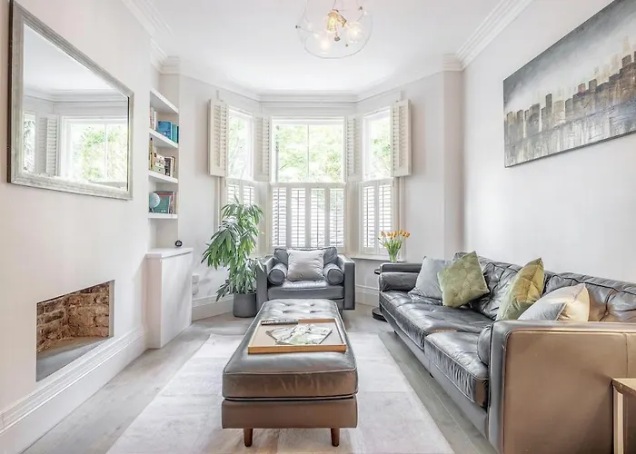 Stylish 3-Floor
