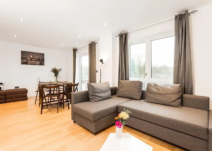 Joivy Lovely 1-Bed Flat Near 02 Arena