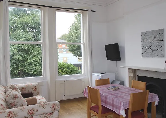 Maida Vale Apartment 92