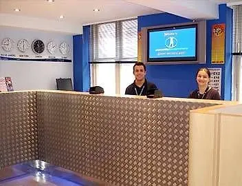 Piccadilly Backpackers Hotel