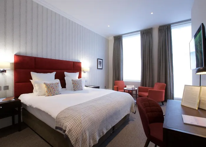 54 Queen\'S Gate Hotel