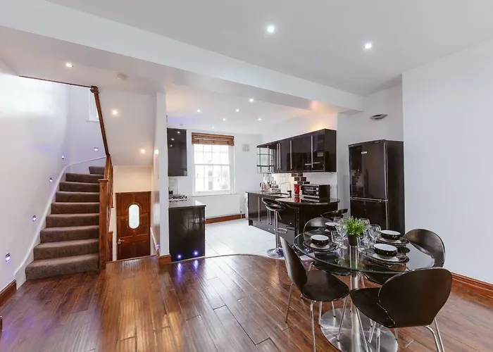 Regent Canal Apartments