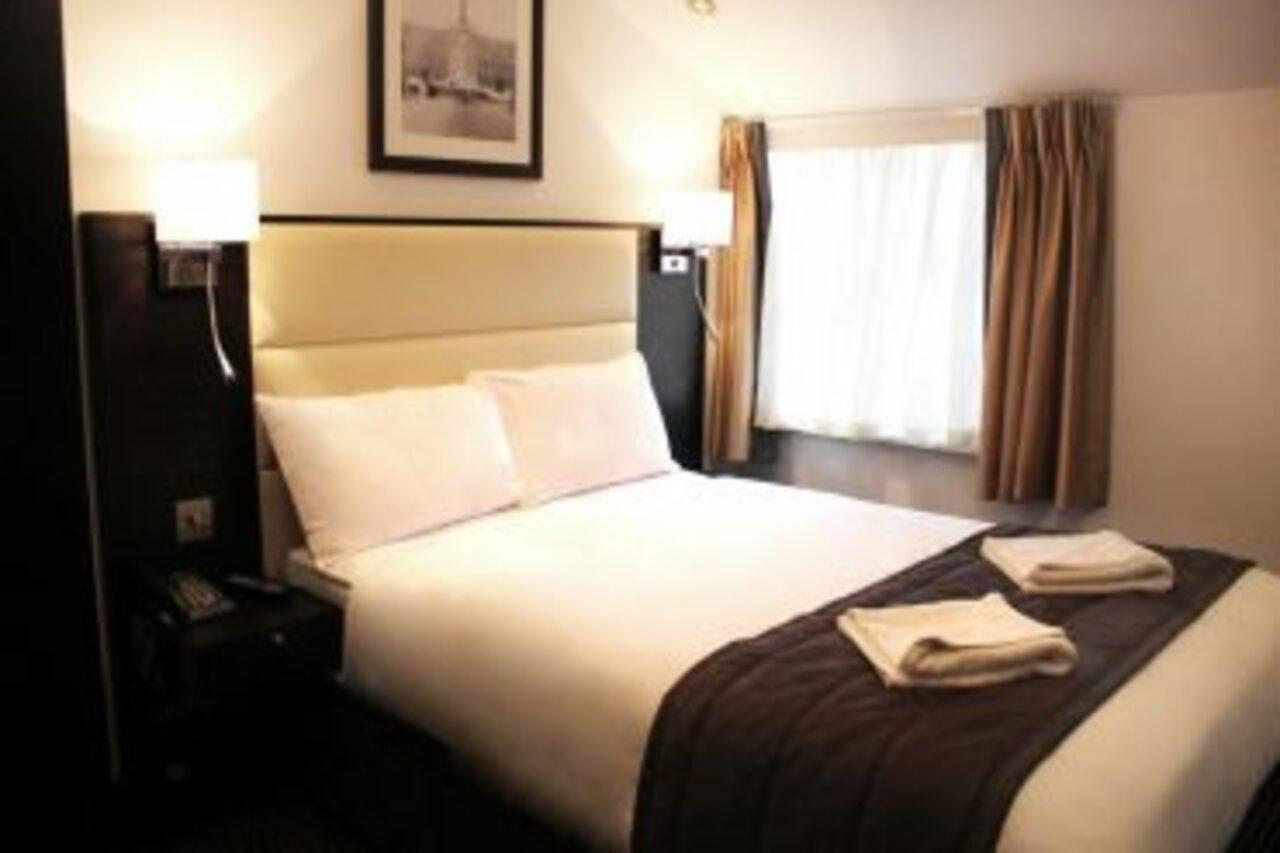 Edward Paddington Hotel London