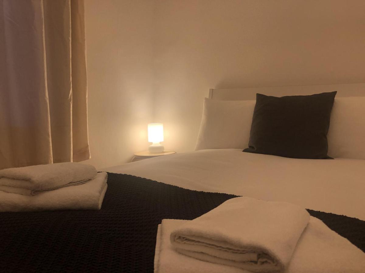 Bed & Breakfast Marble Tooting High Street London