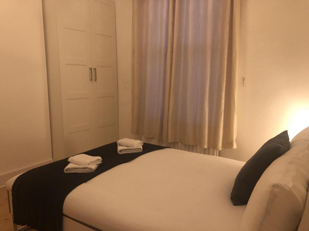 Bed & Breakfast Marble Tooting High Street London