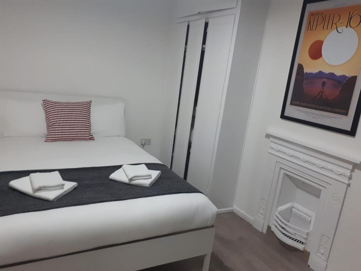 Marble Broadway Two Holiday home *