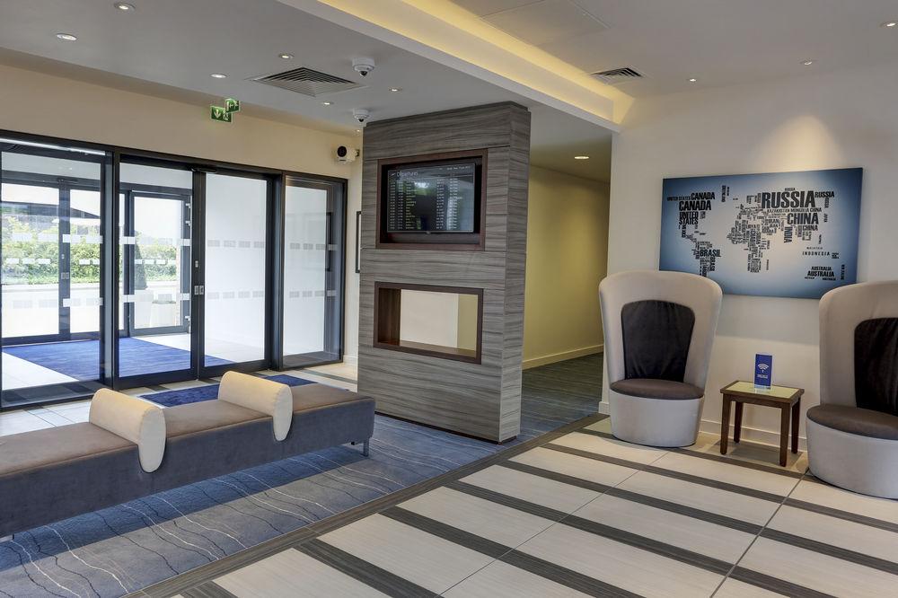 Express - Excel By Ihg Hotel London