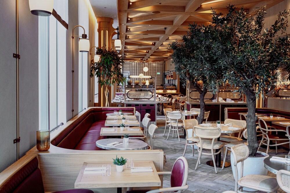 Hart Shoreditch London, Curio Collection By Hilton 4* London