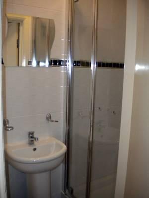 Oyo Lifestyle Golden 3* London