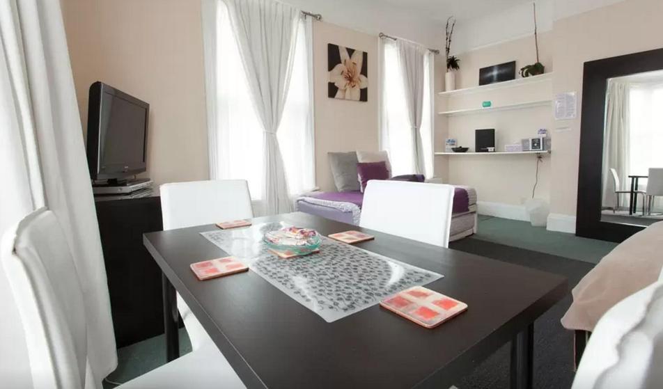 Bed & Breakfast Home2home-rooms 3*