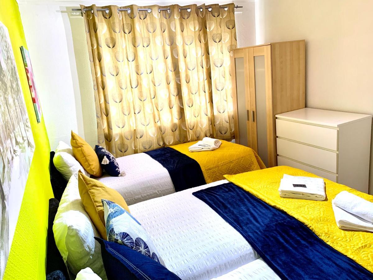 Apartment Excel 2 Bedrooms, Reception, Spacious London