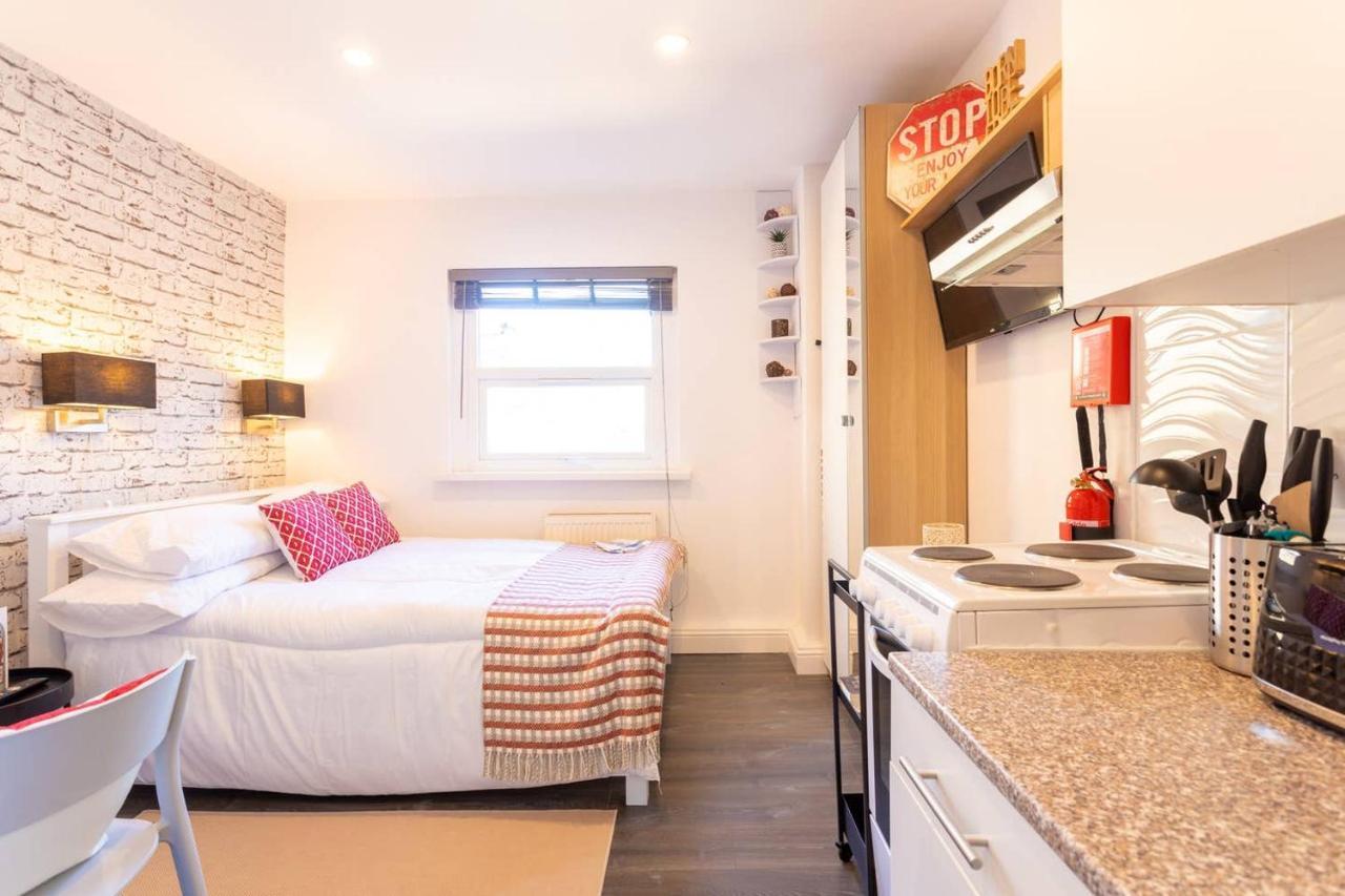 Super 1 Bed Flat In West Kilburn Near Queen's Park Apartment *
