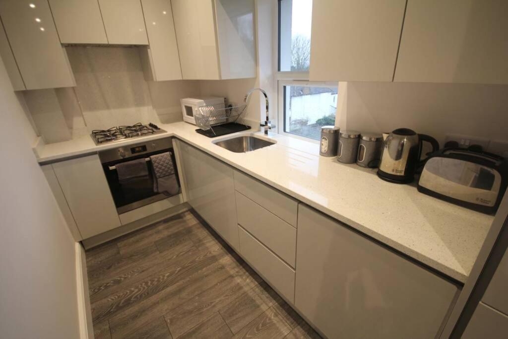 Great West Road Flat D Apartment