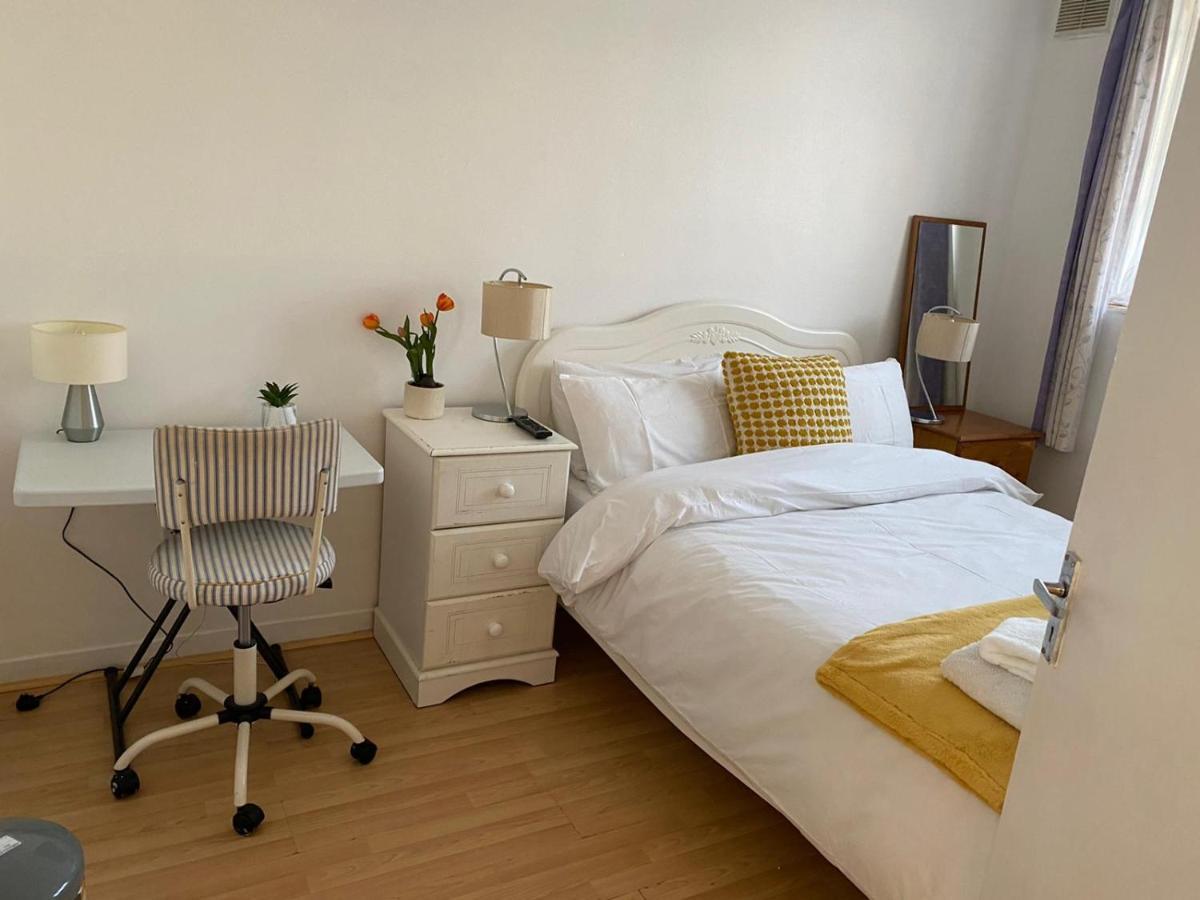 Vauxhall Apartment