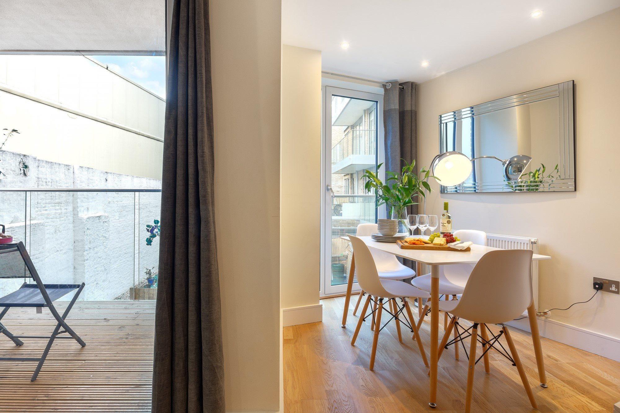 Canary Gateway By Squa.re *
