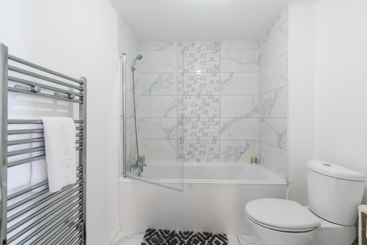 Apartamento By Rehoboth - Abbey Wood Station - Zone 4 *