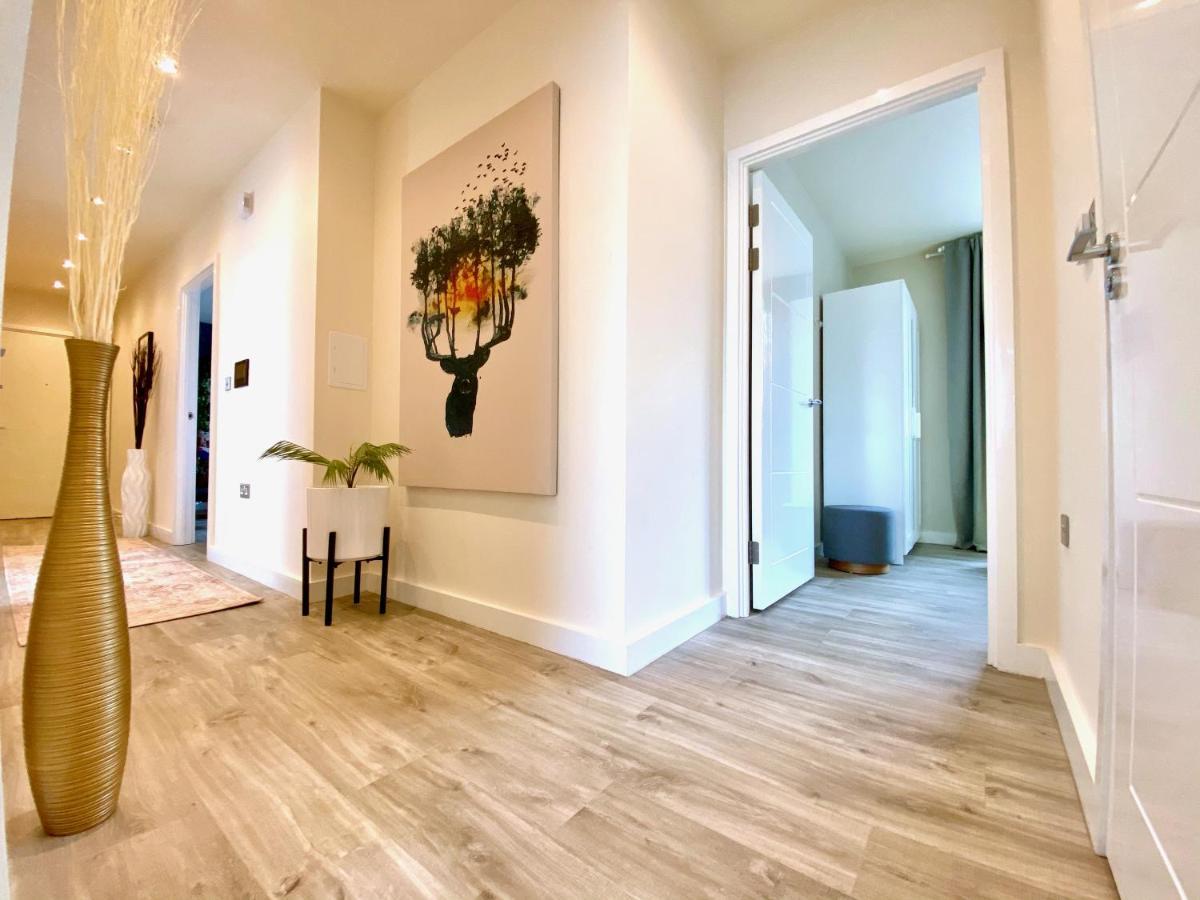 Apartment New Luxury 3-bed In The Heart Of The Olympic Park