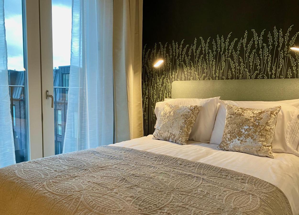 New Luxury 3-bed In The Heart Of The Olympic Park * London