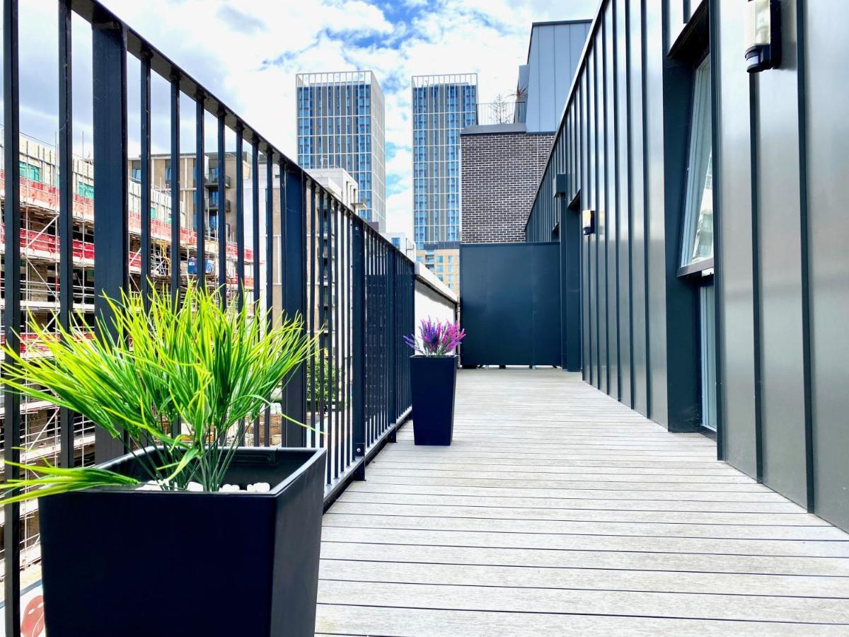 Apartment New Luxury 3-bed In The Heart Of The Olympic Park *