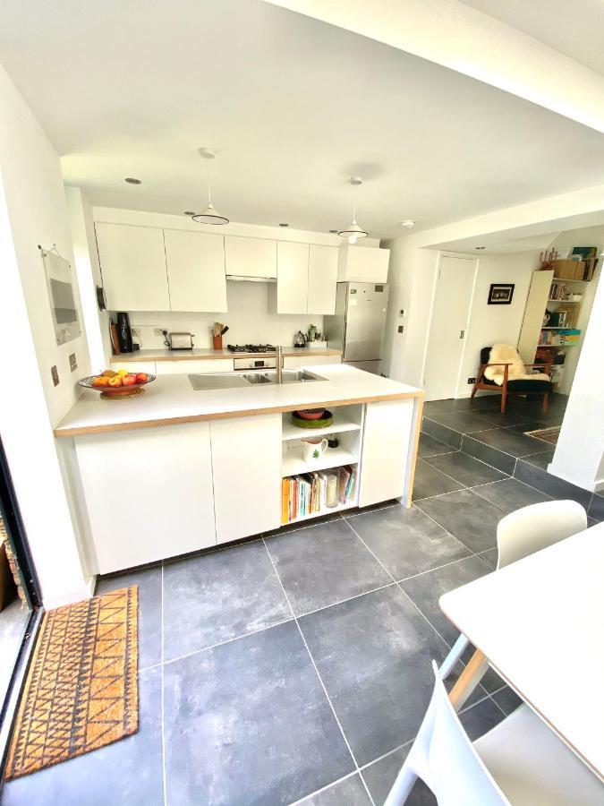 Stunning With Garden In The Heart Of Hackney, East Apartment *