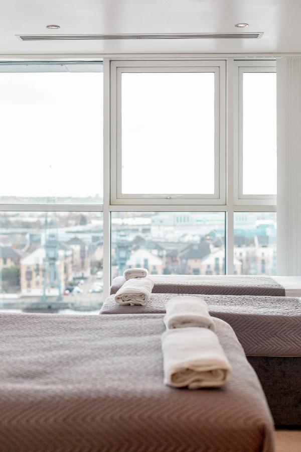 Apartment Premium Excel 3 & 2 Bedrooms *