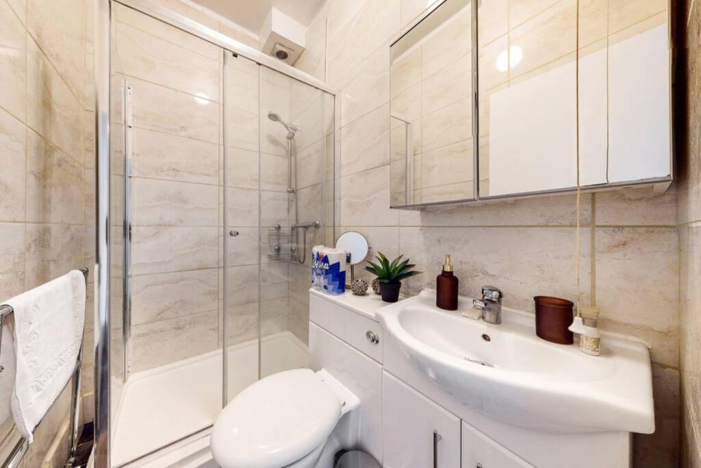 Super 2 Bed Flat Next To Paddington Station Apartamento Londres