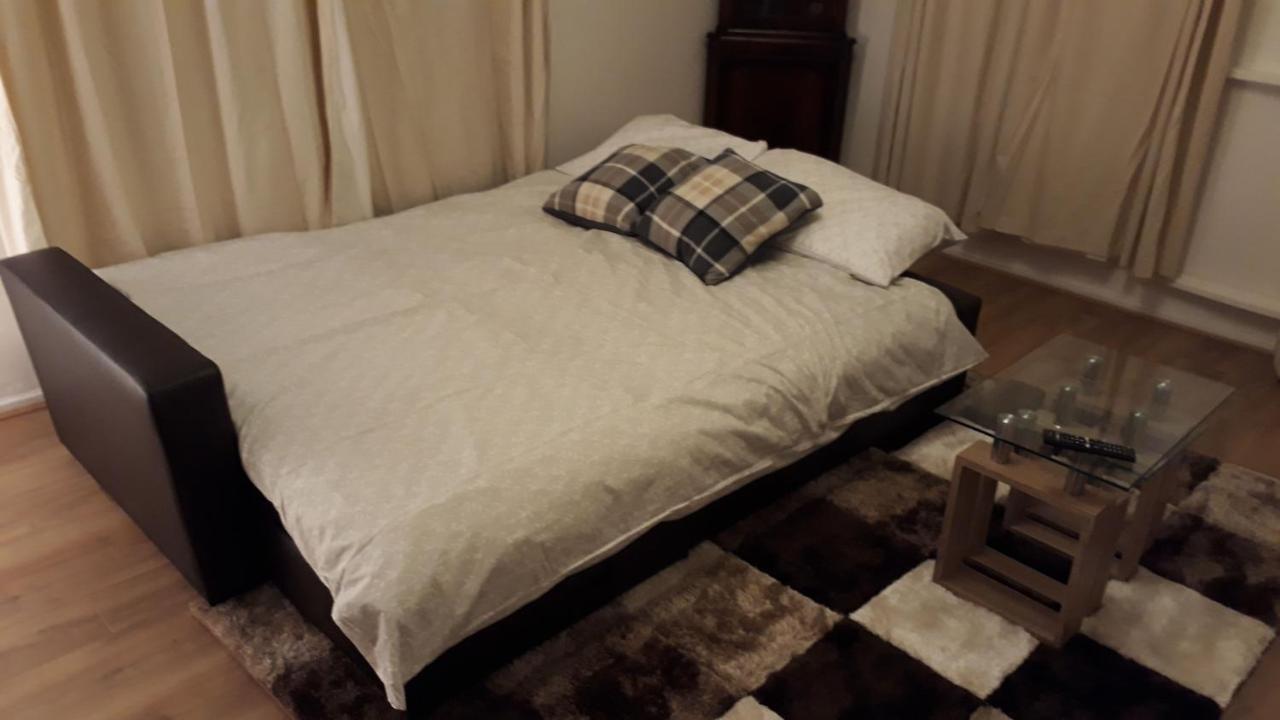 Heronsgate Gh007 Apartment *