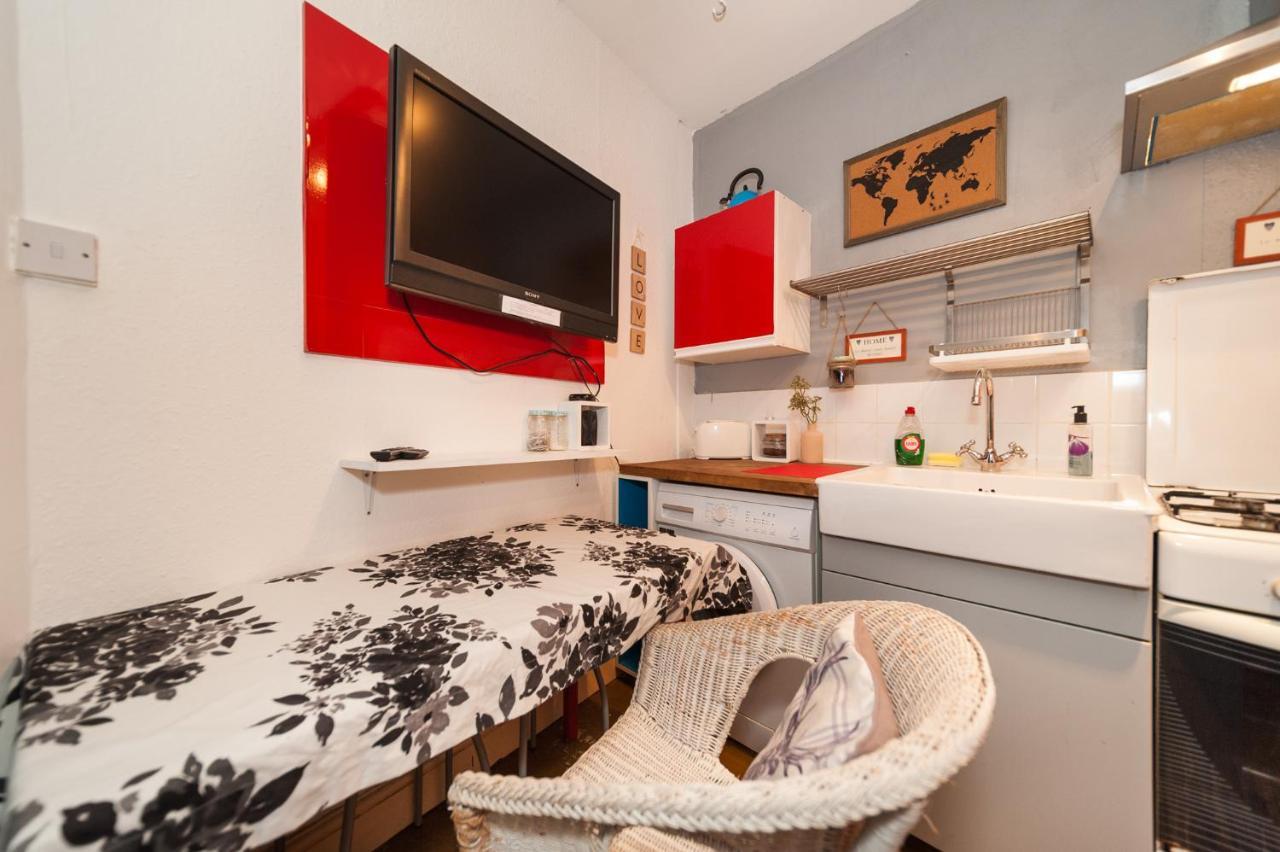 Apartamento 2 Bedroom Roof Terrace With Sauna Jakuzzi And Outdoor Cinema *