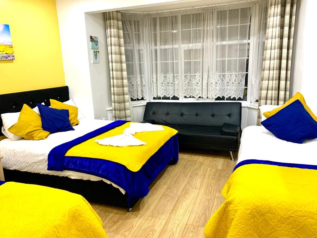 Apartment 2 Bedroom Apartment, Kitchen, Reception And Private Garden London