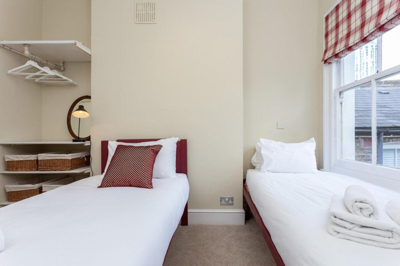 Quaint 2 Bedroom Flat - 9 Minutes Walk To Vauxhall Tube Apartamento