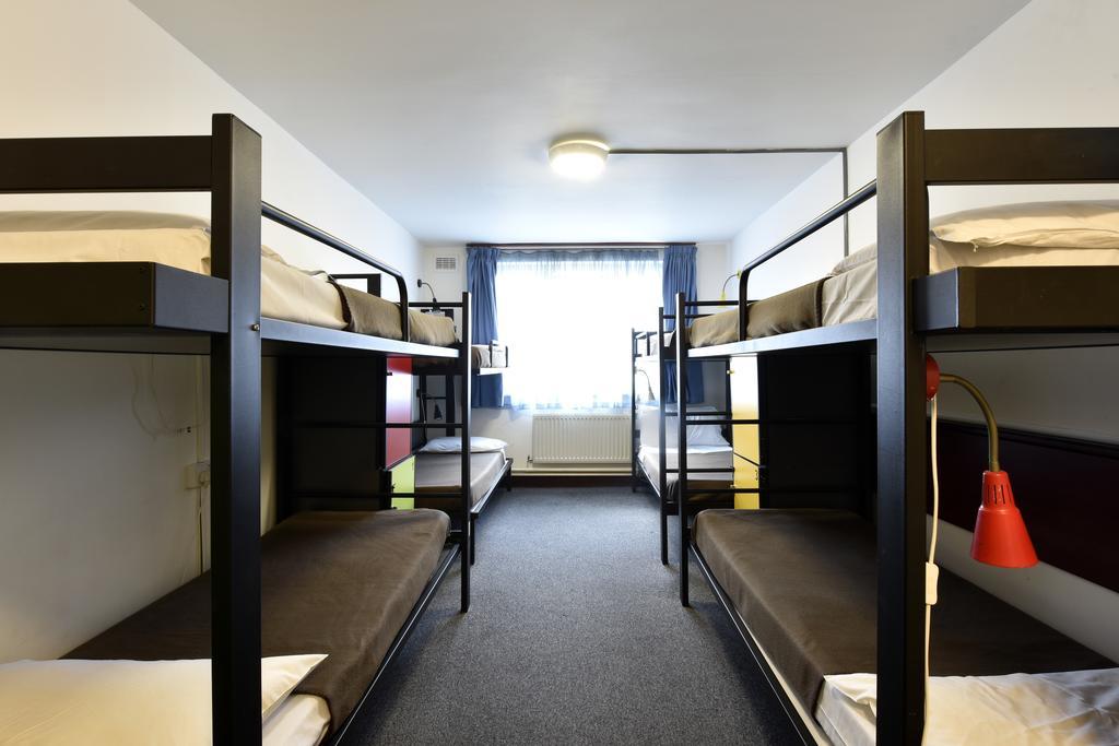 Hostel Equity Point London