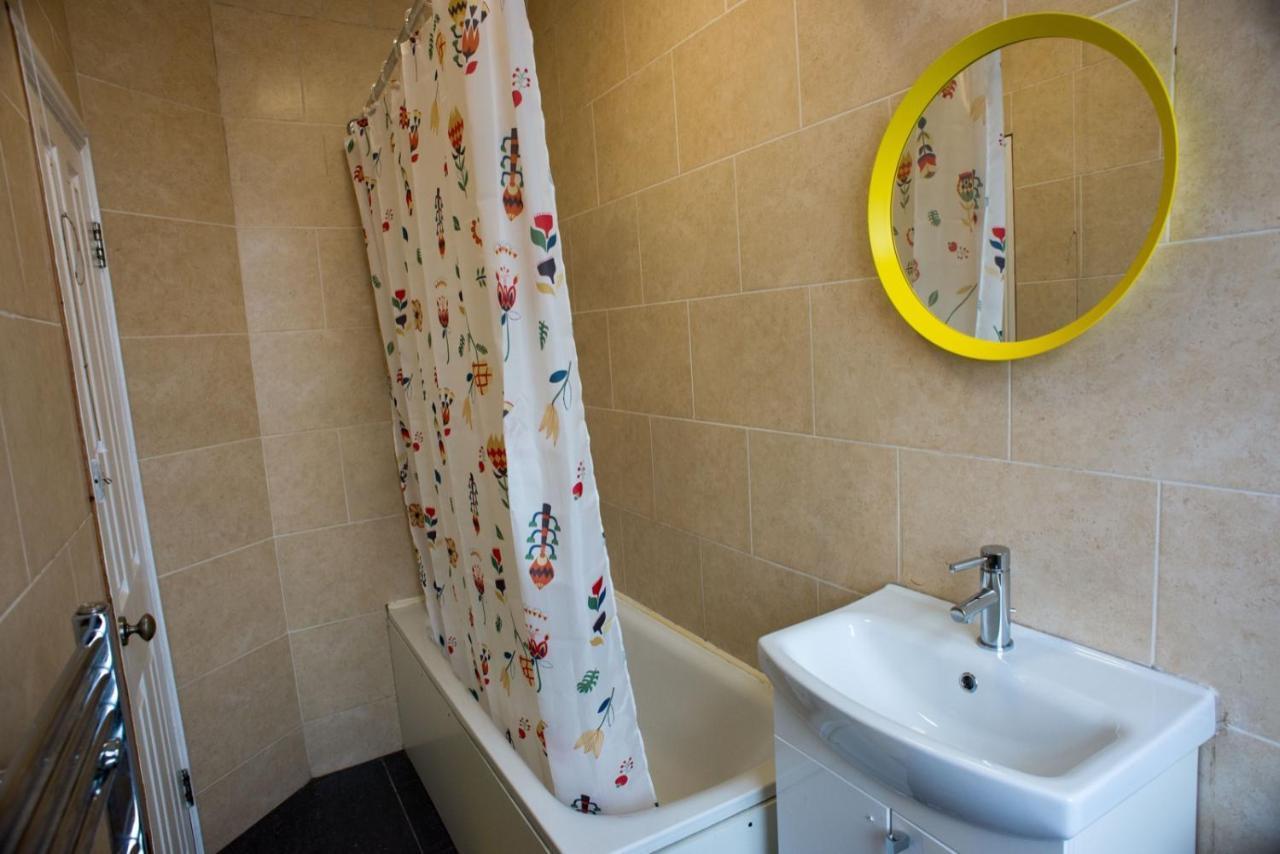 Homestay Tooting Bec By Dc *