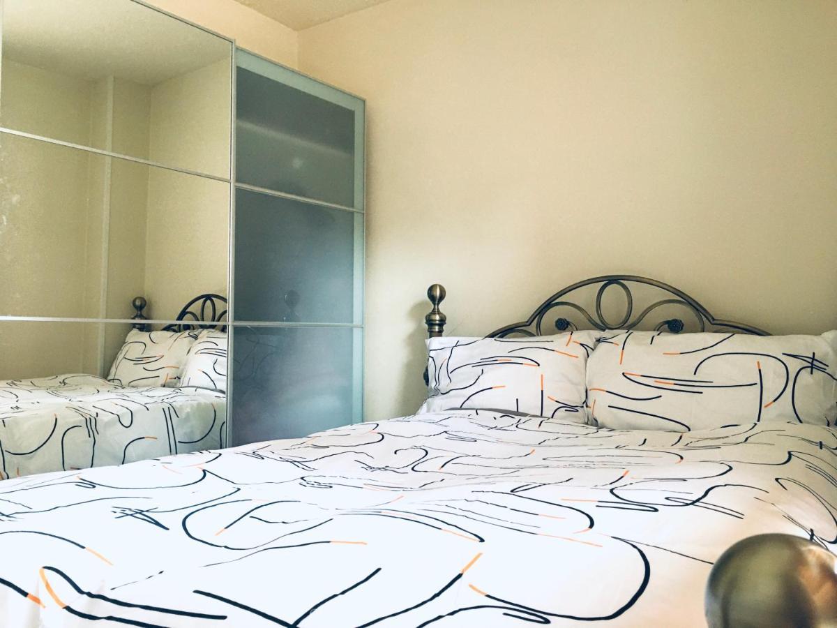 One-bedroom Rotherhithe/bermondsey Flat, Central London, Uk *