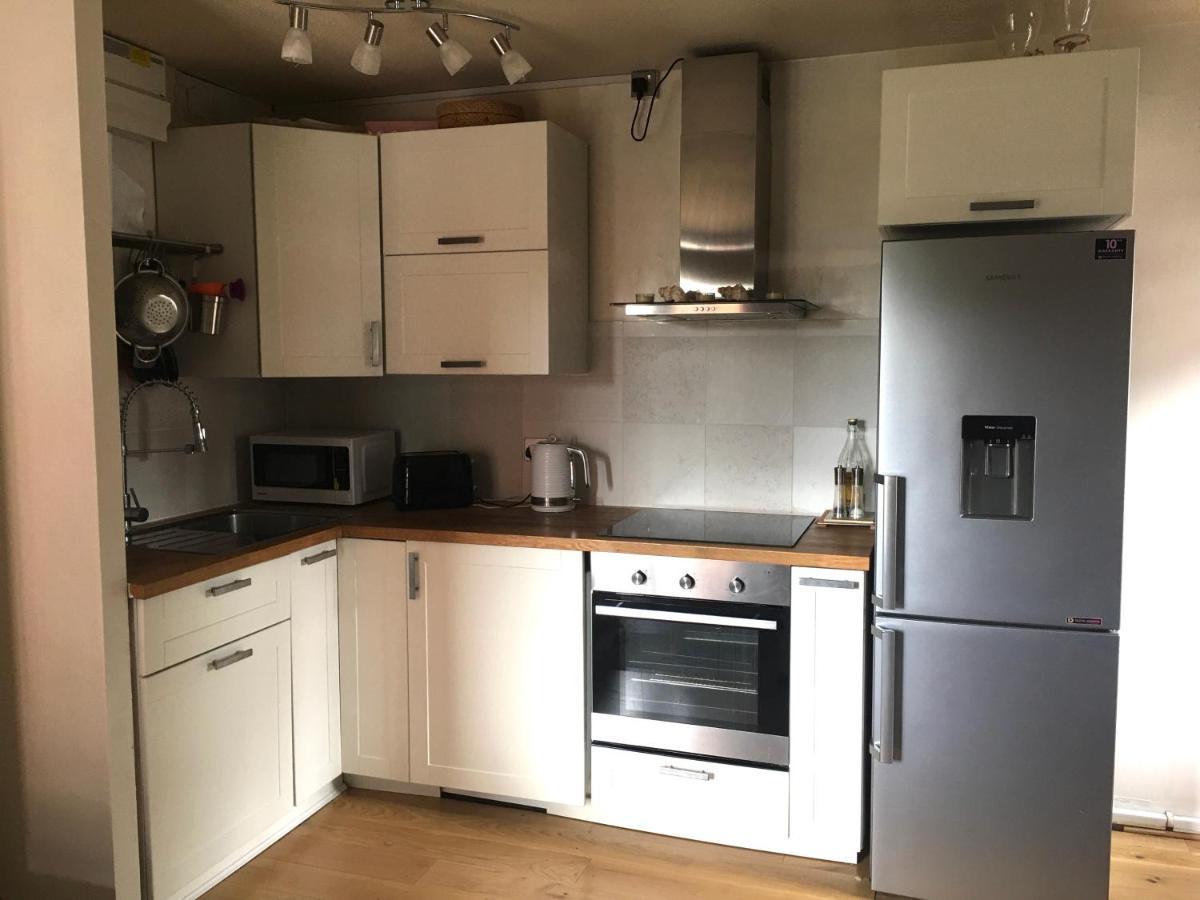 One-bedroom Rotherhithe/bermondsey Flat, Central London, Uk London