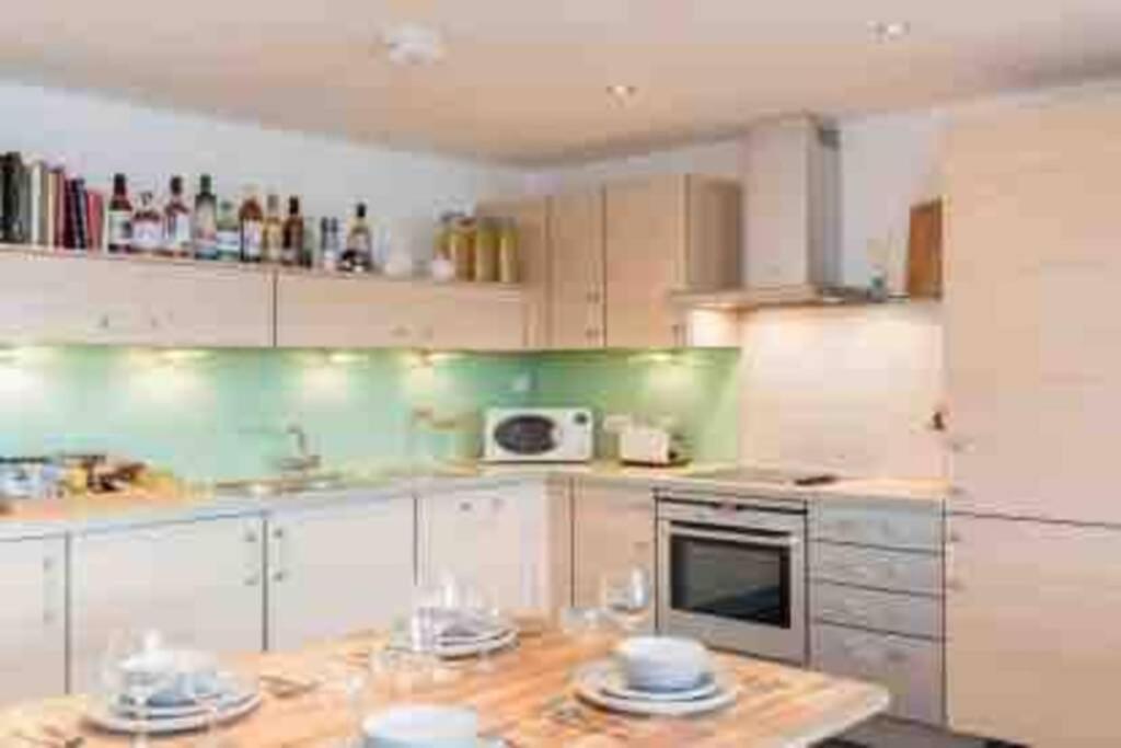 Apartment Angel 2 Bedroom Apartment London