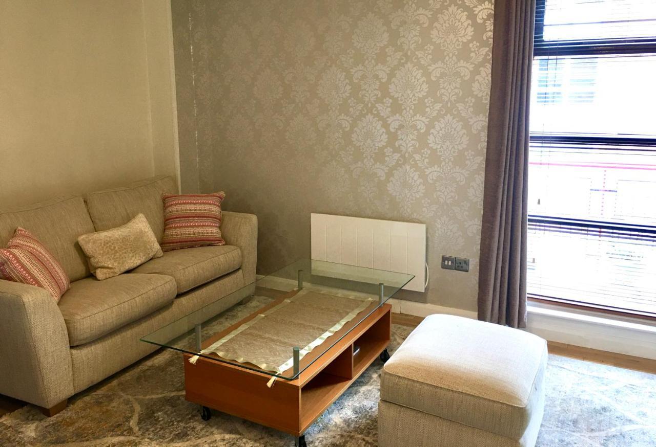 One-bedroom Rotherhithe/bermondsey Flat, Central London, Uk London