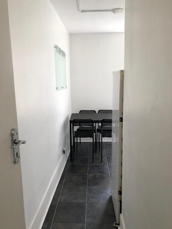 Apartamento Pleasant Two Bed-Room Flat Near Portobello Market *