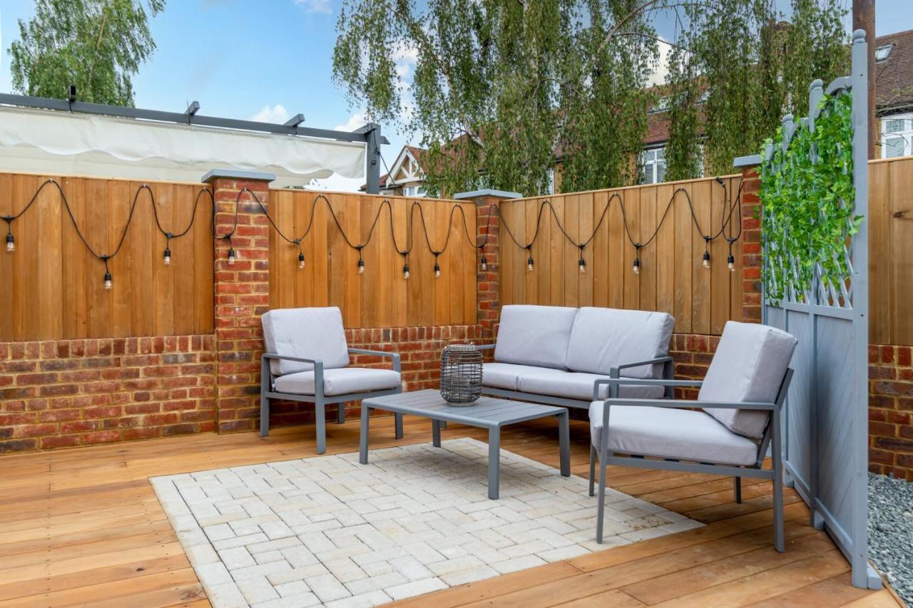 Guestready - Unique Near Wimbledon With Gorgeous Deck And Parking Casa de férias Londres