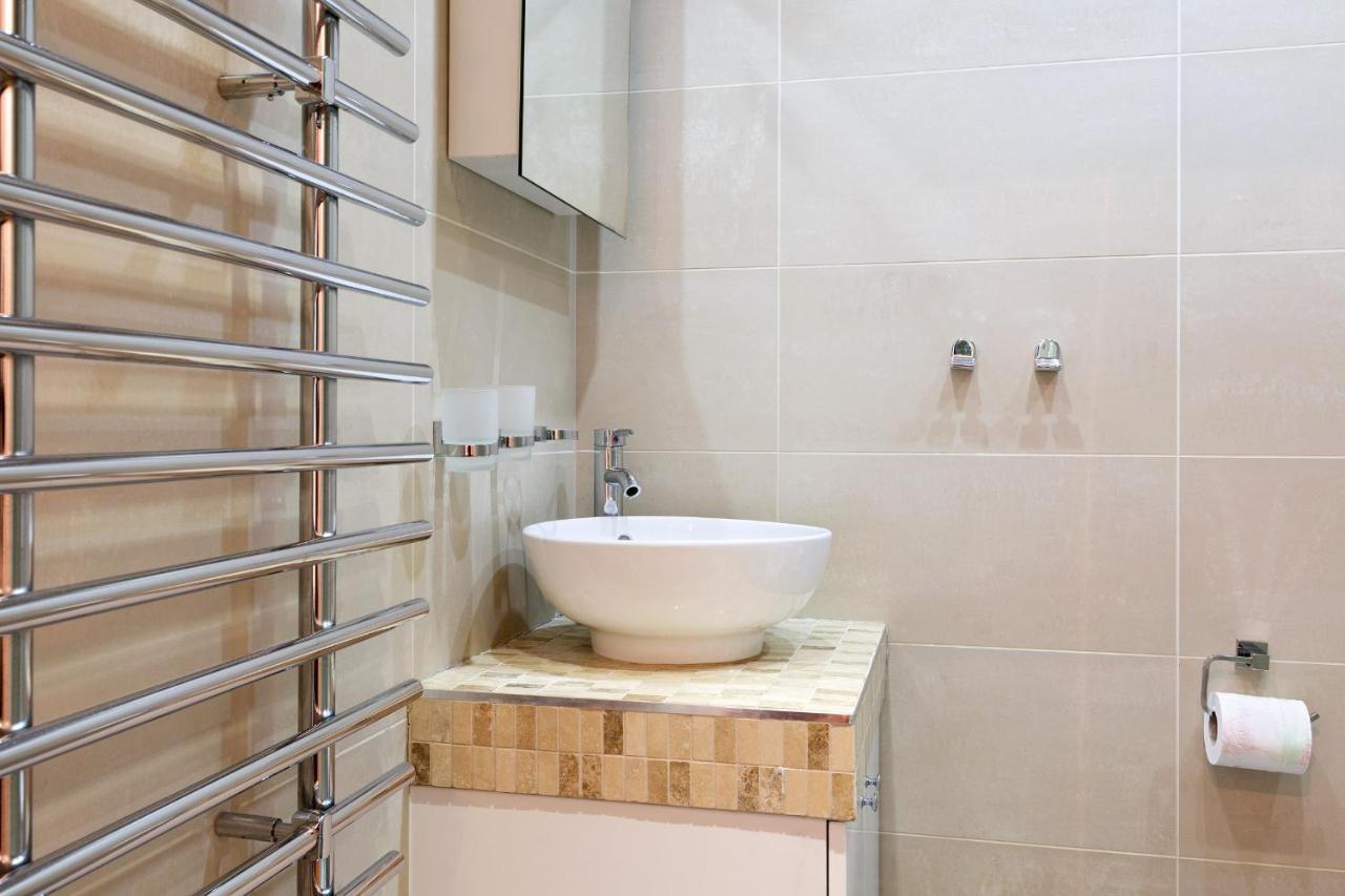 Apartment Spacious 3 Bedroom In Covent Garden London
