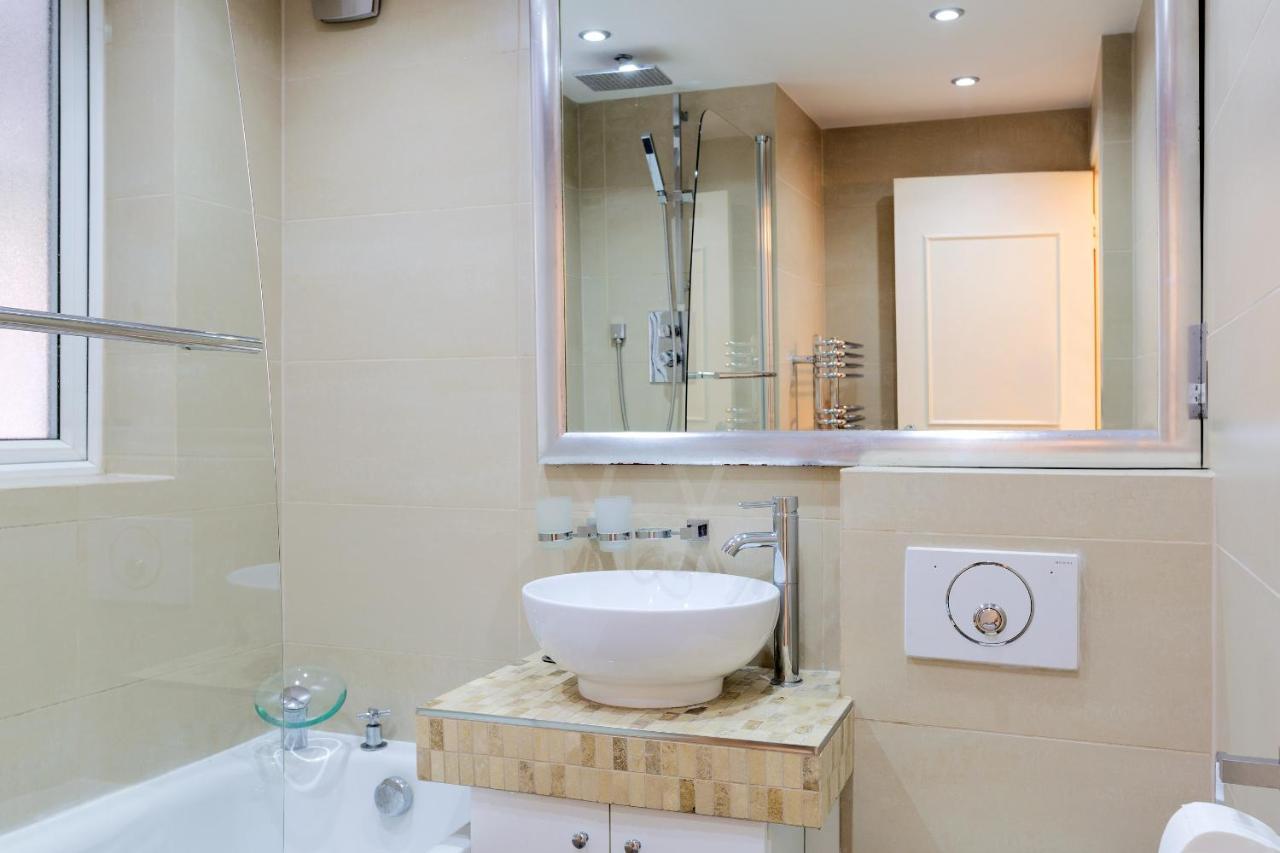 Spacious 3 Bedroom In Covent Garden