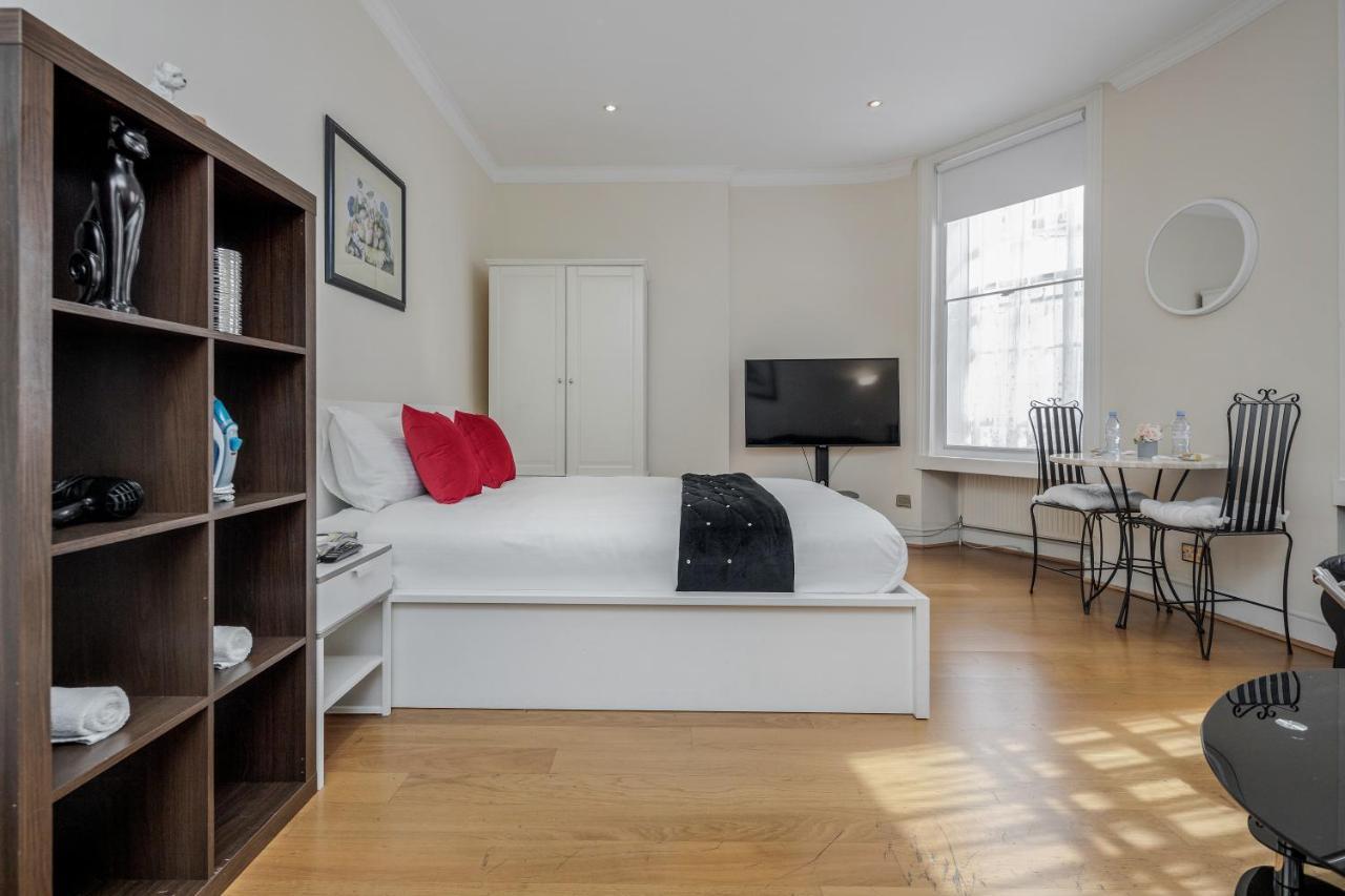 Oxford Street Homestay London