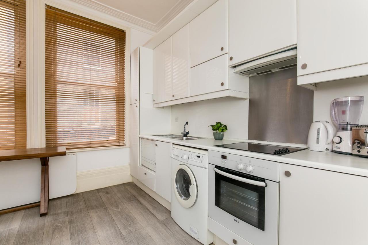 Radio - Covent Garden Apartment