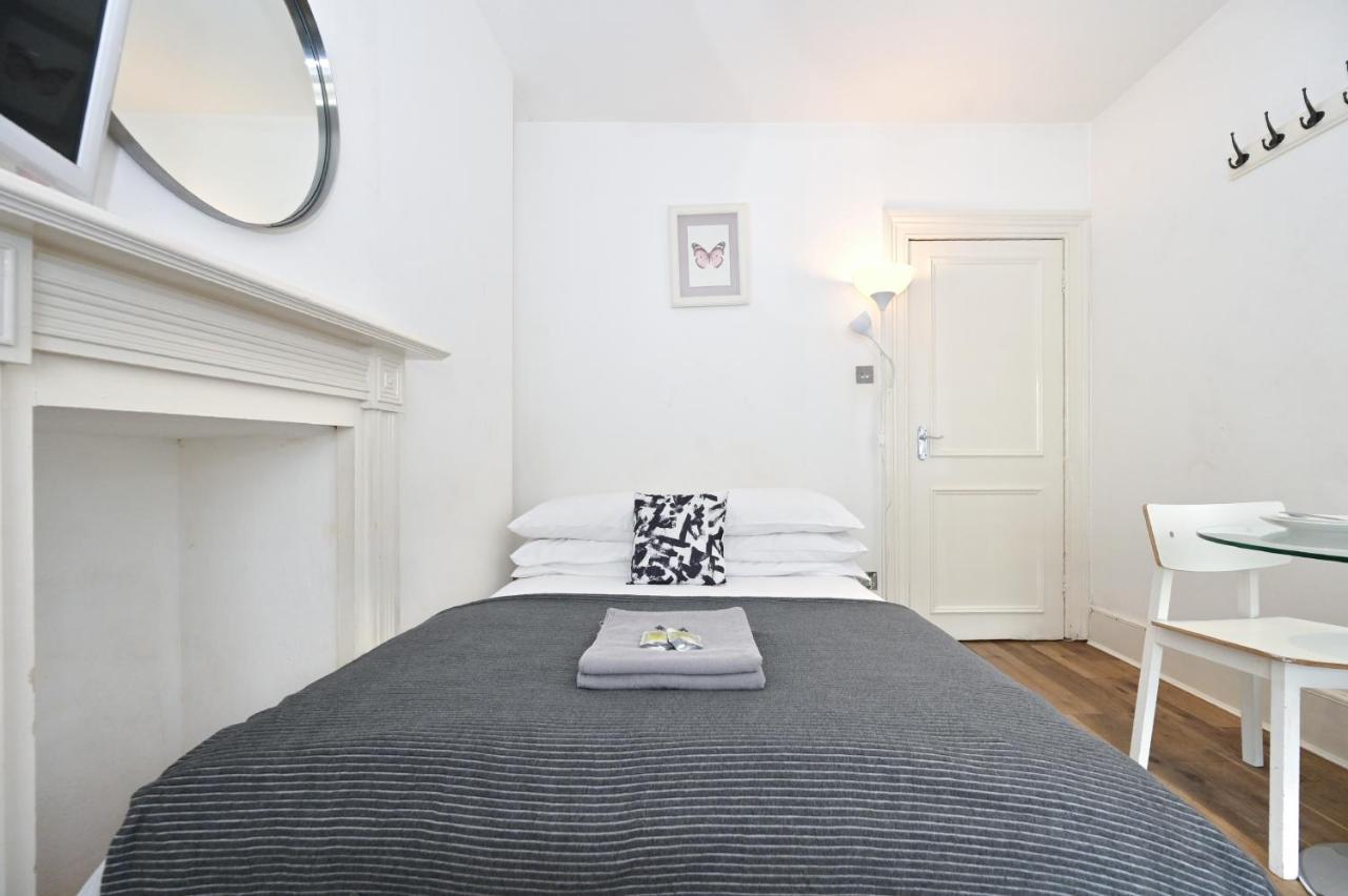 Stylish Central Soho Studio's Apartment *