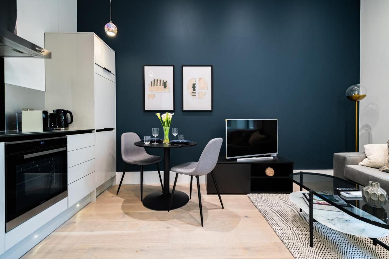 Queensberry Place By Stayo Apartment *