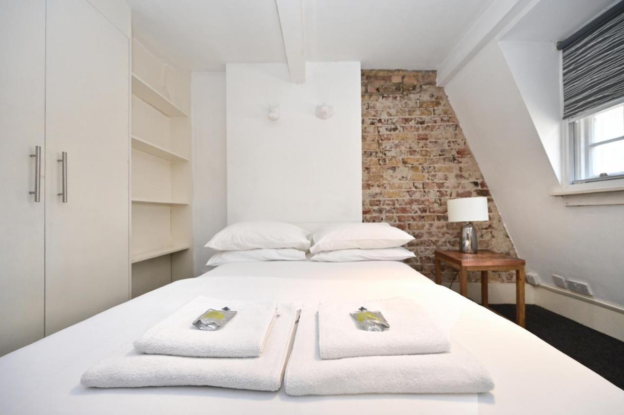 Soho, Piccadilly & Chinatown - Two Bedroom & Two Double Beds * Londres