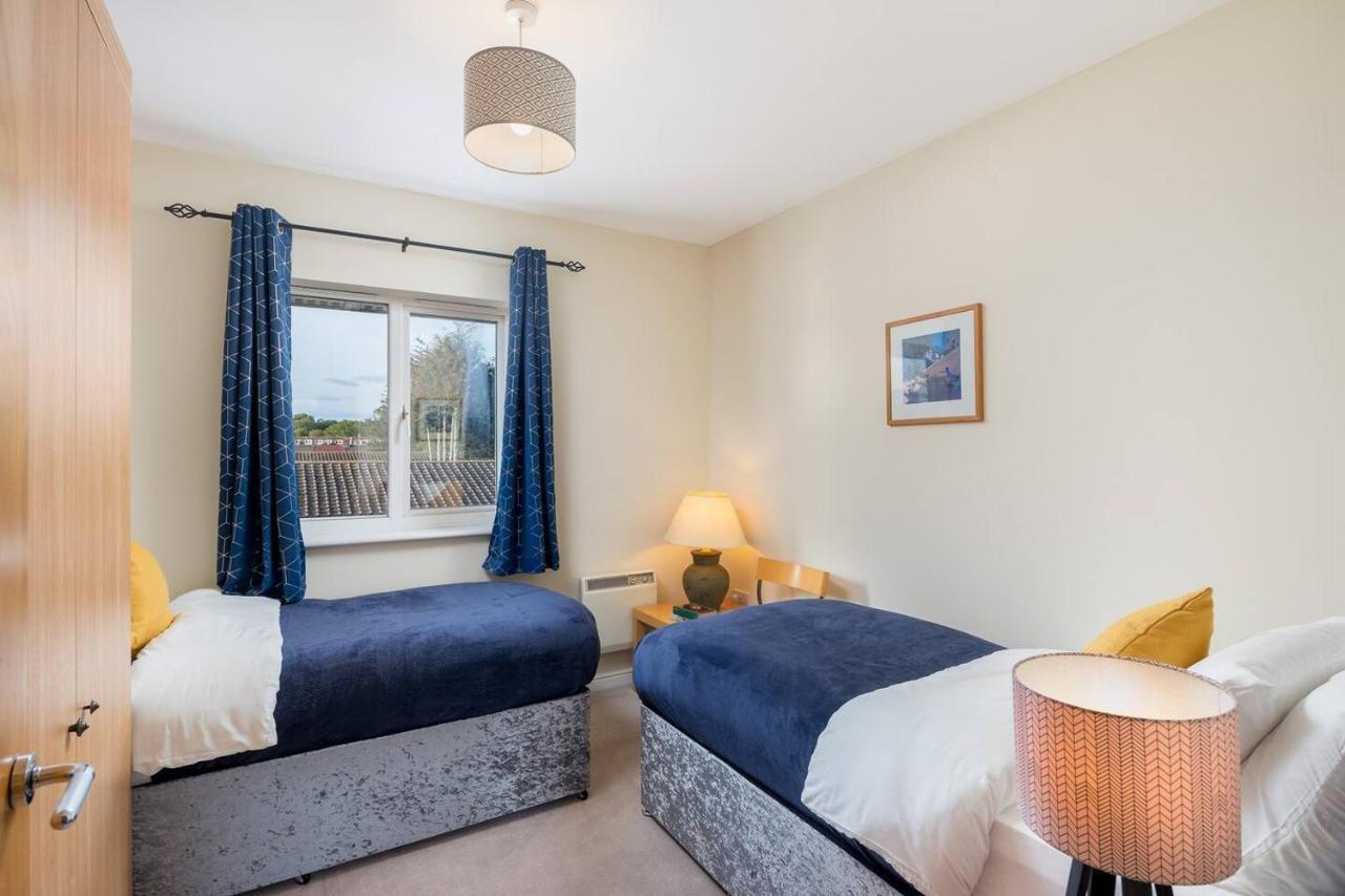 Cozy 2 Bed Flat Walking Distance From Excel London