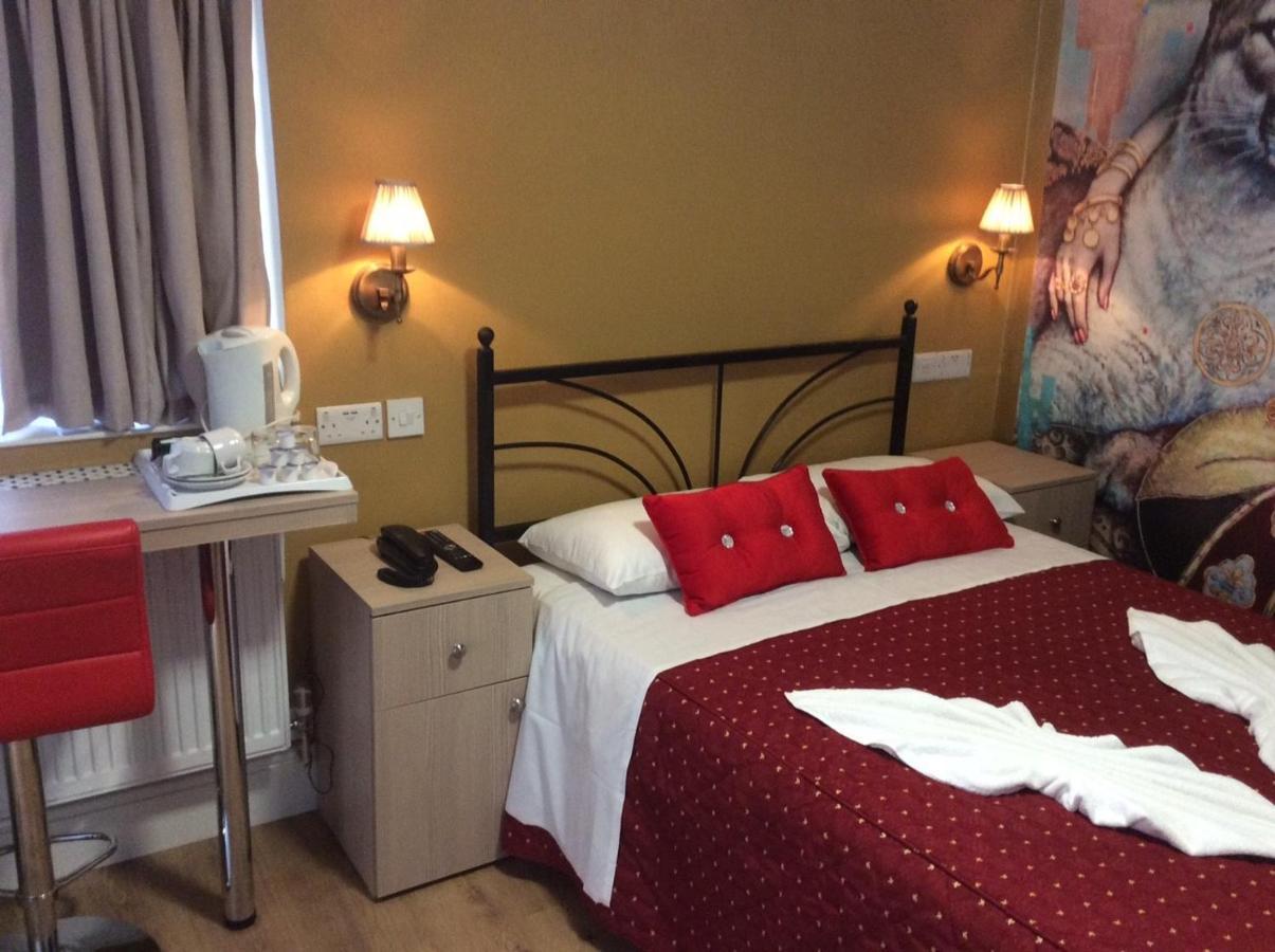Central Hotel 2* London